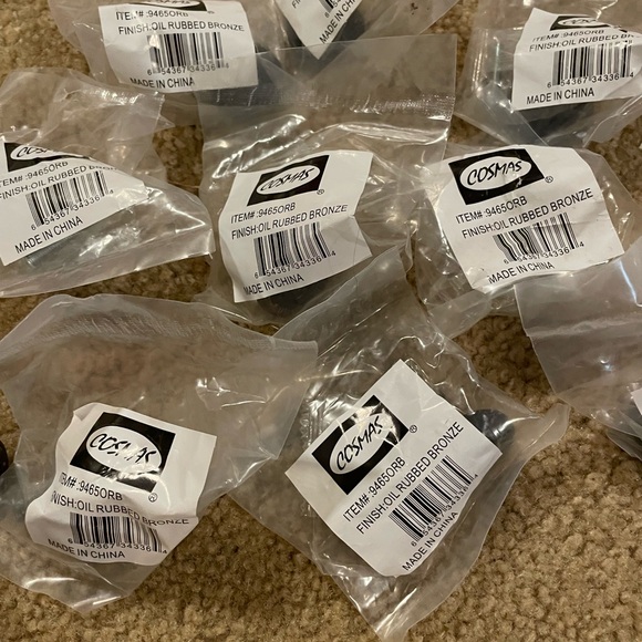 Hardware knobs - Picture 2 of 2